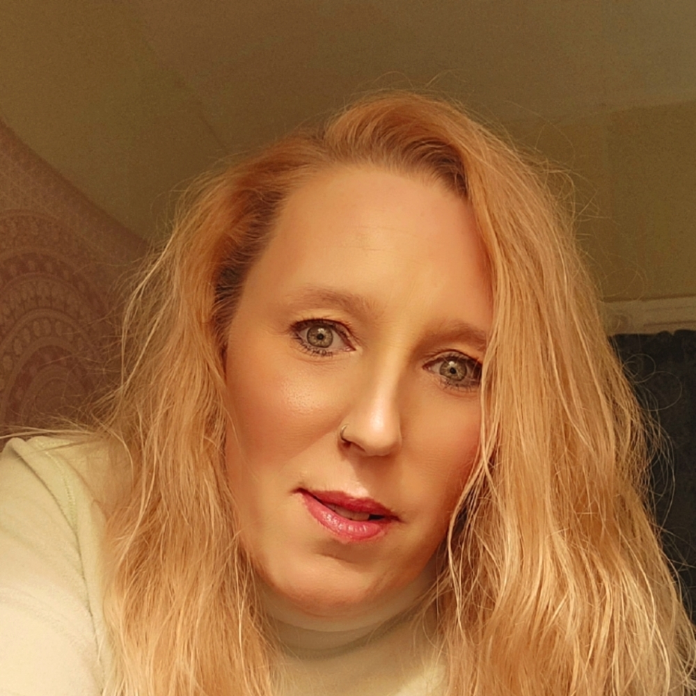 Meet your Posher, Kelly donna